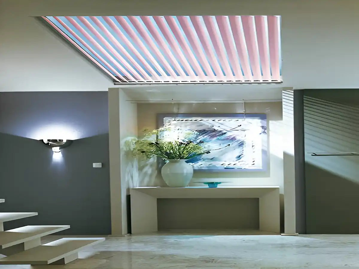 Moderner Plafond Lamellenvorhang nach Maß für Decken Lichtschacht